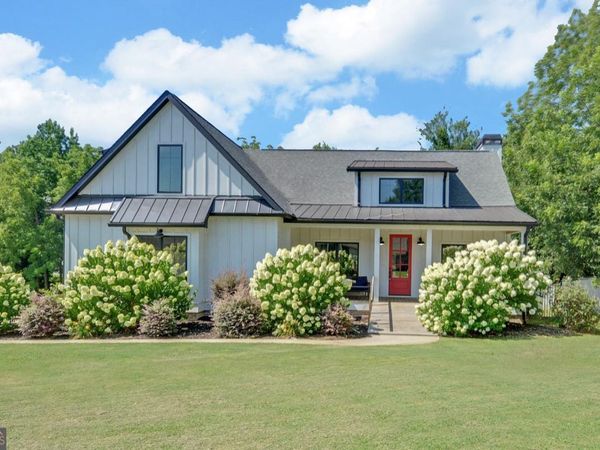 24 Brookhaven Way, Bowersville, GA 30516