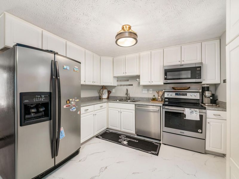 3250 Rensbury Court, Dublin, OH 43017 Photo 12