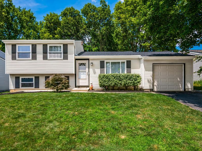 3250 Rensbury Court, Dublin, OH 43017 Photo 2