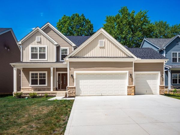 3832 Emmons Avenue , Columbus, OH 43219