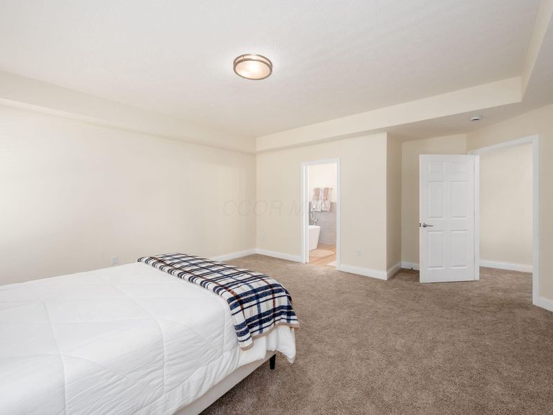3832 Emmons Avenue, Columbus, OH 43219 Photo 10