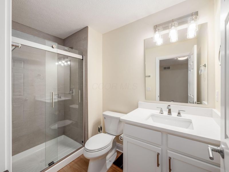 3832 Emmons Avenue, Columbus, OH 43219 Photo 15
