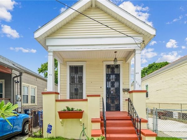 319 S MURAT Street , New Orleans, LA 70119