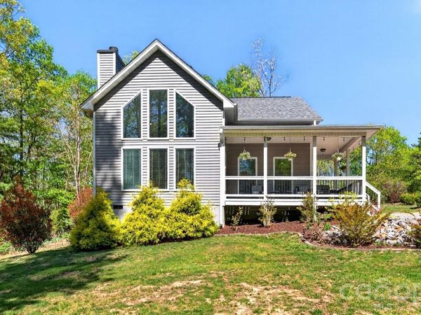 38 Pine Hill Road , Fairview, NC 28730