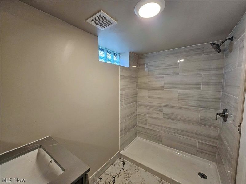 5221 E 119th Street, Garfield Heights, OH 44125 Photo 38