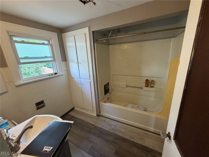 1282 Brown Street, Akron, OH 44301 Photo 11