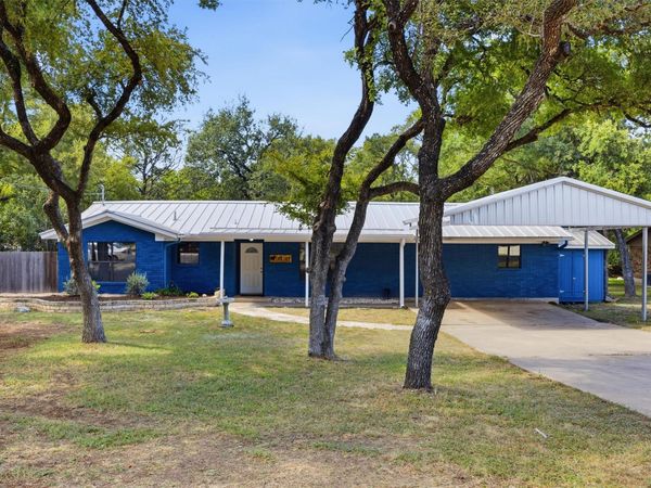 1011 Serenada DR, Georgetown, TX 78628