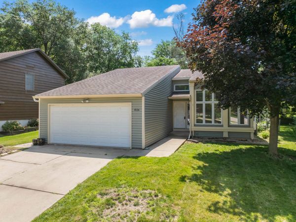 826 Northland Place NE, Rochester, MN 55906