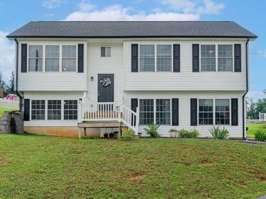 235 LOCUSTDALE LOOP, SHENANDOAH, VA 22849