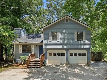 4127 Warren Road, Flowery Branch, GA 30542