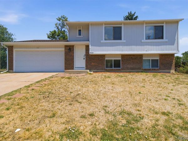 9525 W David Avenue, Littleton, CO 80128