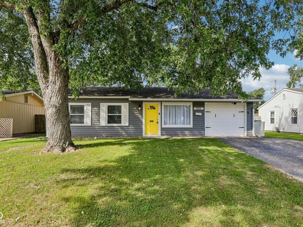 958 Hunter Drive, Plainfield, IN 46168
