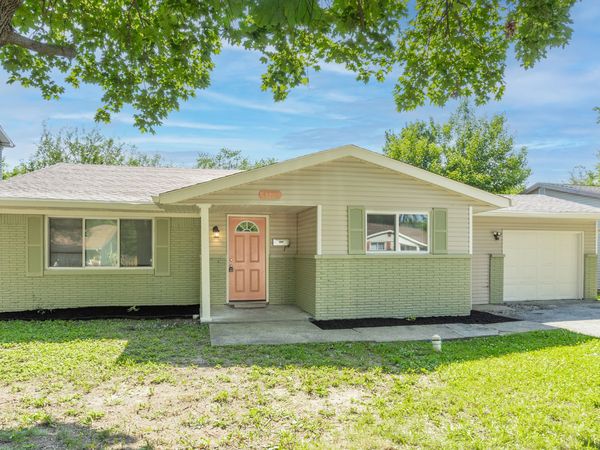 4137 Flamingo East Drive, Indianapolis, IN 46226