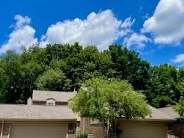 1816 Burning Bush Court, Rochester, MI 48309
