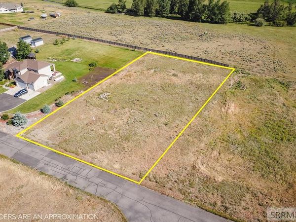2917 Hackamore Drive, ST ANTHONY, ID 83445