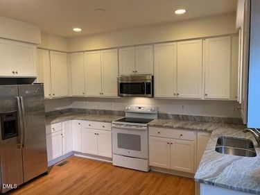 311 Columbia Place E, Chapel Hill, NC 27516