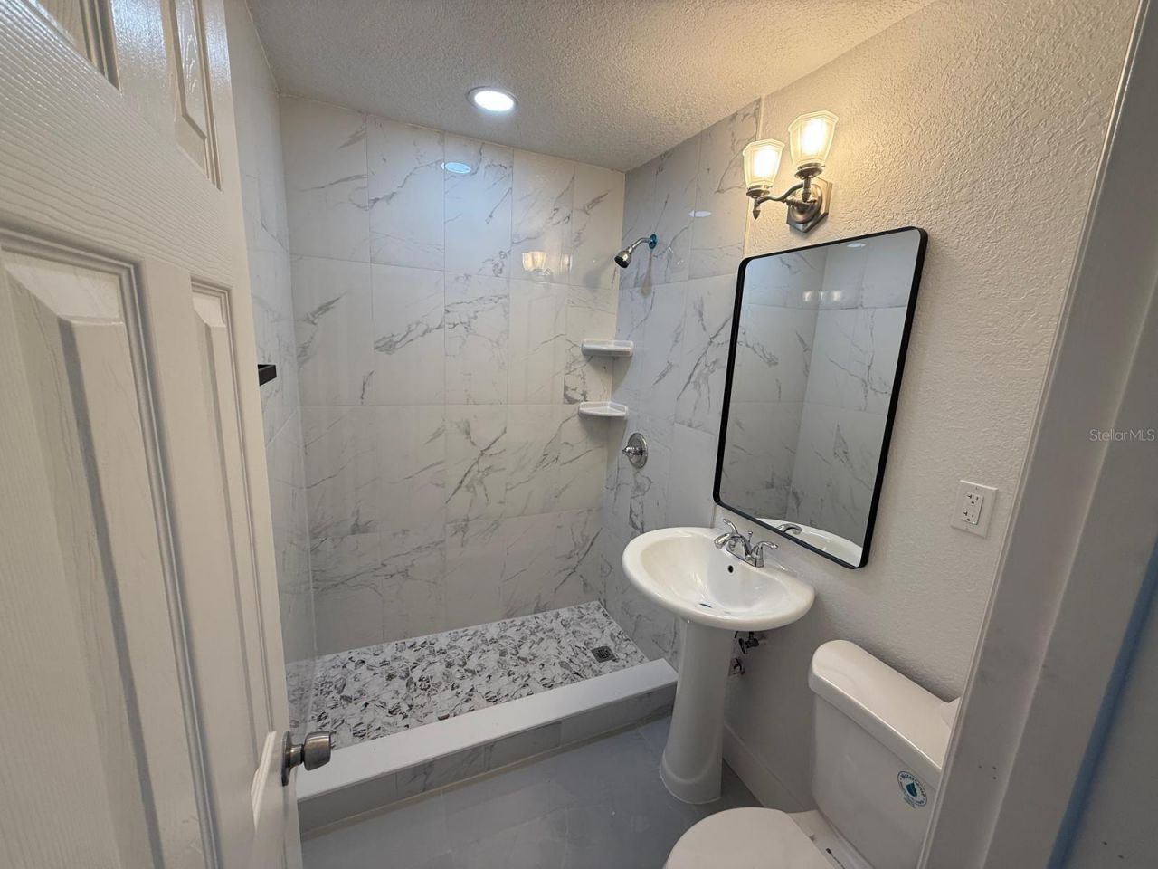 427 40th Avenue S, Saint Petersburg, FL 33705 Photo