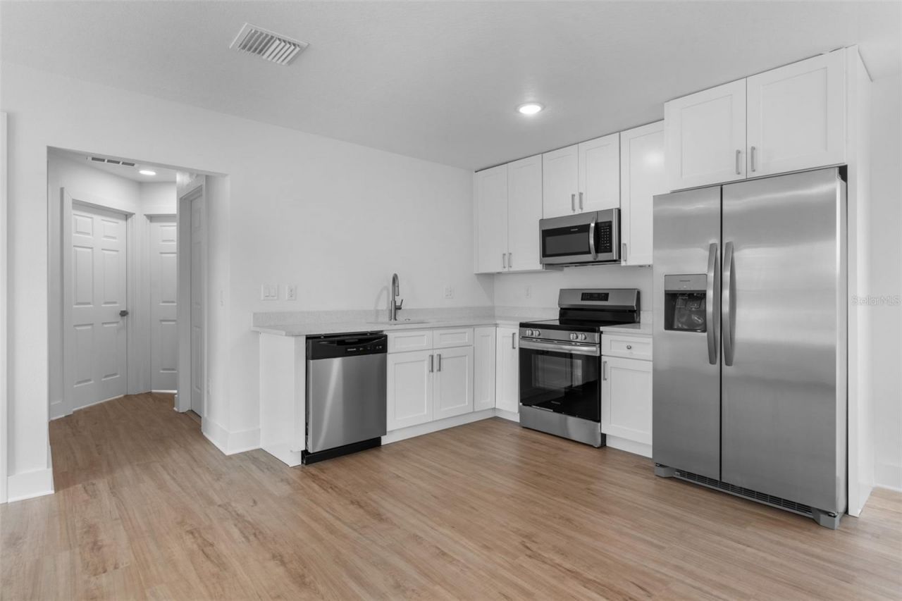 505 43rd Street S, Unit 505 1/2, Saint Petersburg, FL 33711 Photo
