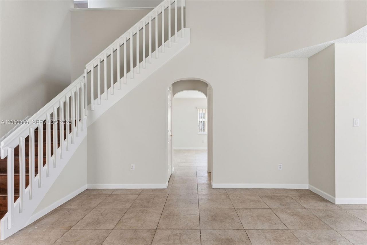1273 NW 192nd Ter, Pembroke Pines, FL 33029 Photo