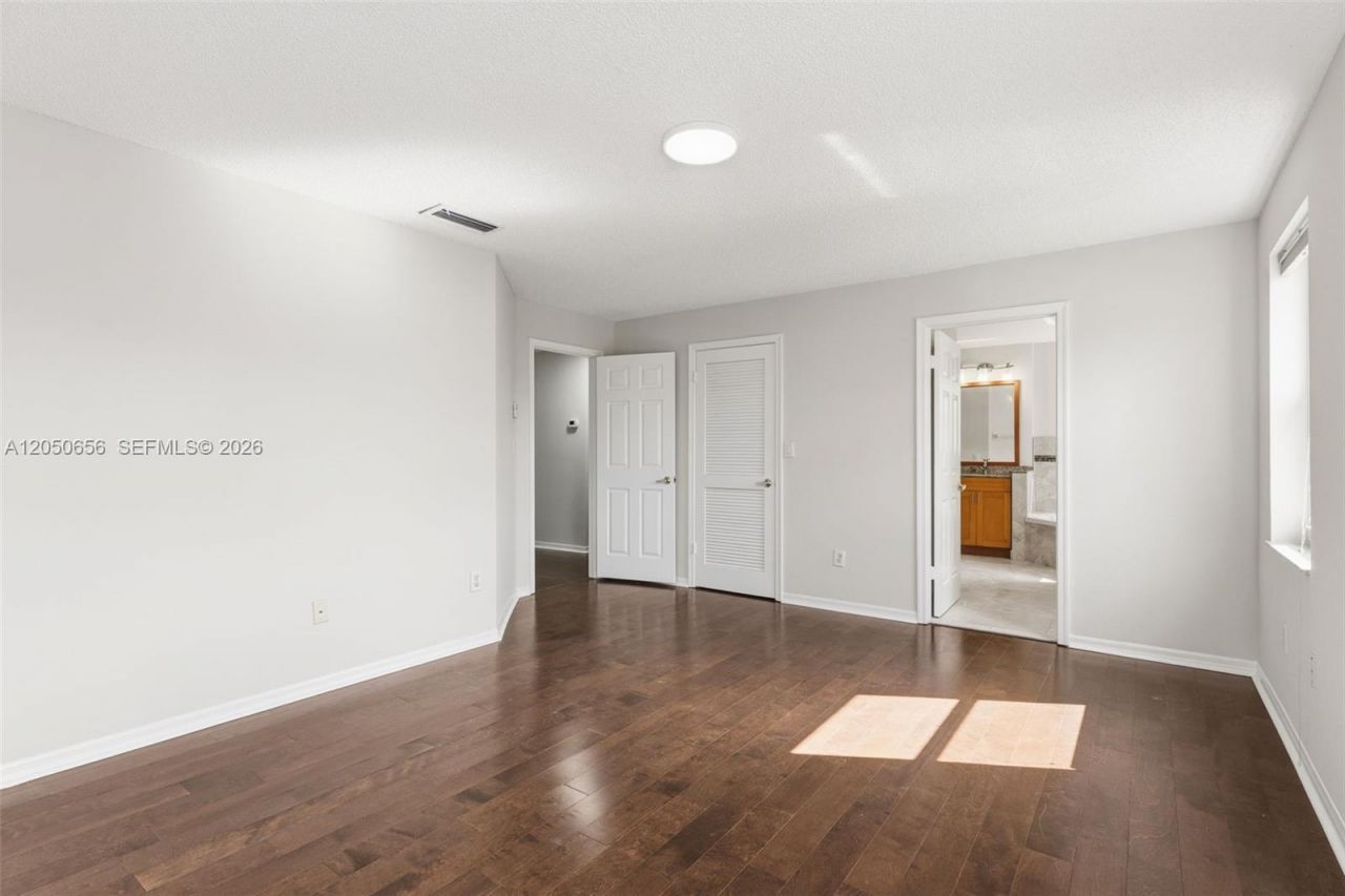 1273 NW 192nd Ter, Pembroke Pines, FL 33029 Photo