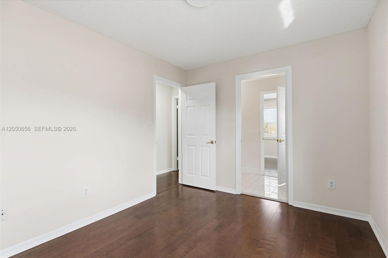 1273 NW 192nd Ter, Pembroke Pines, FL 33029 Photo