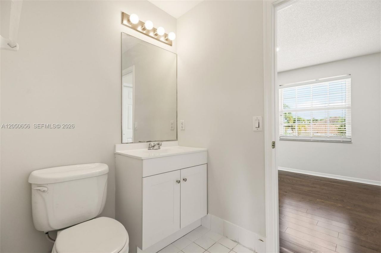 1273 NW 192nd Ter, Pembroke Pines, FL 33029 Photo