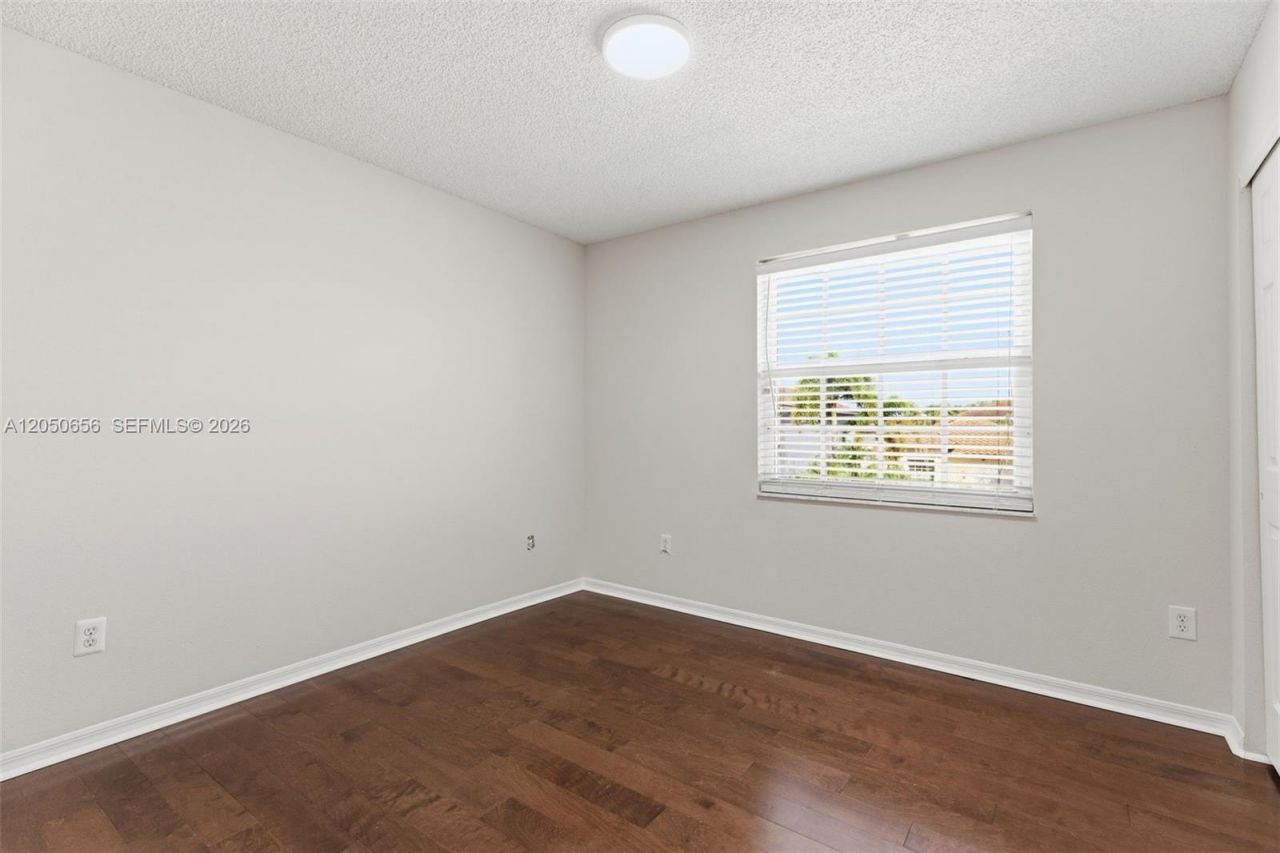 1273 NW 192nd Ter, Pembroke Pines, FL 33029 Photo