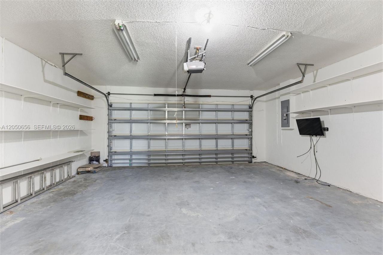 1273 NW 192nd Ter, Pembroke Pines, FL 33029 Photo