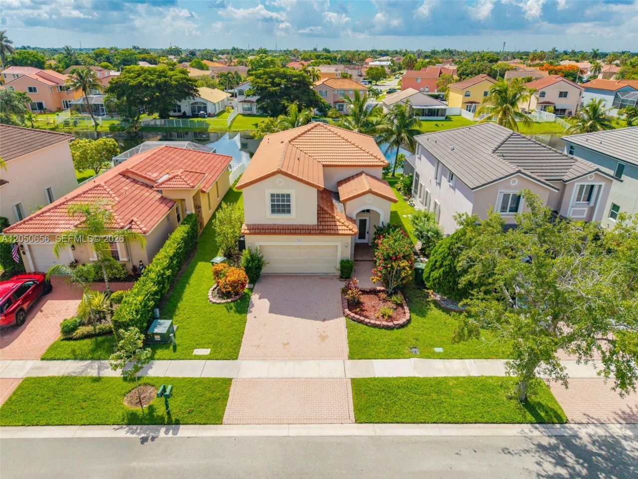 1273 NW 192nd Ter, Pembroke Pines, FL 33029 Photo
