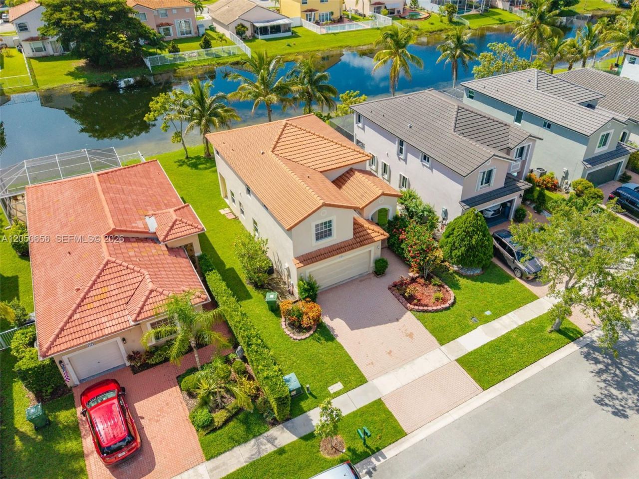 1273 NW 192nd Ter, Pembroke Pines, FL 33029 Photo