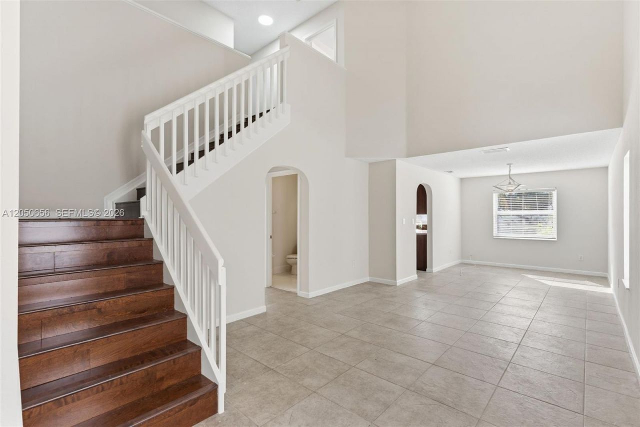 1273 NW 192nd Ter, Pembroke Pines, FL 33029 Photo