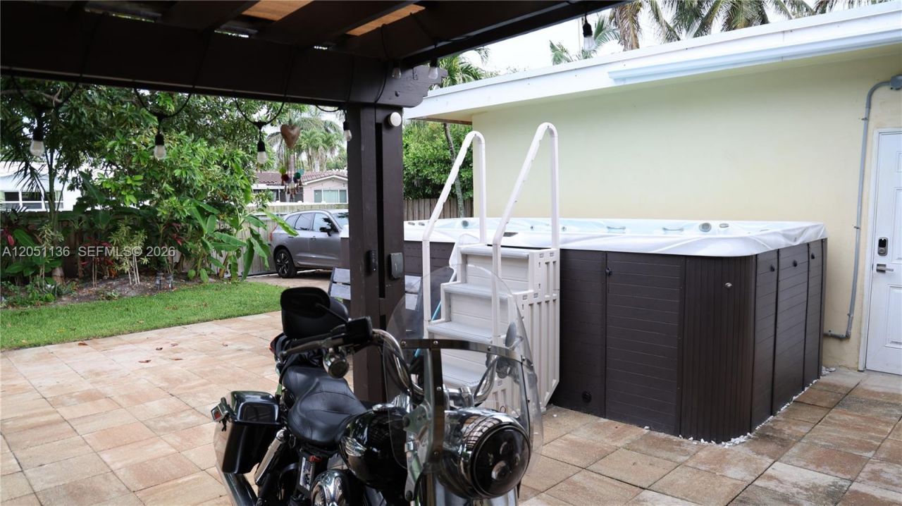 1406 Coolidge St , Hollywood, FL 33020 Photo