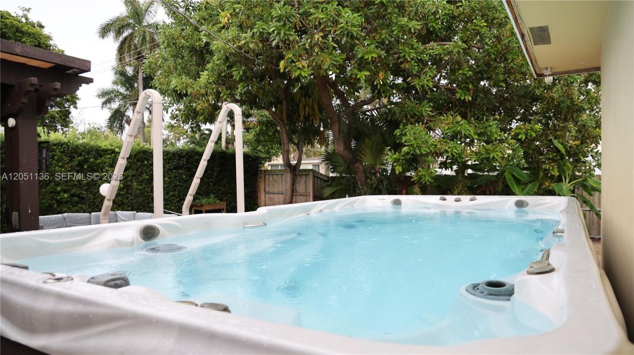 1406 Coolidge St , Hollywood, FL 33020 Photo