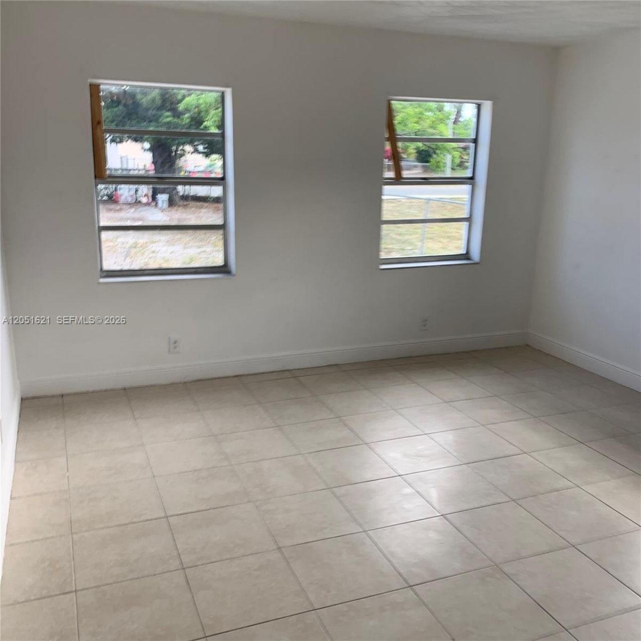 308 NW 9th St, Hallandale Beach, FL 33009 Photo