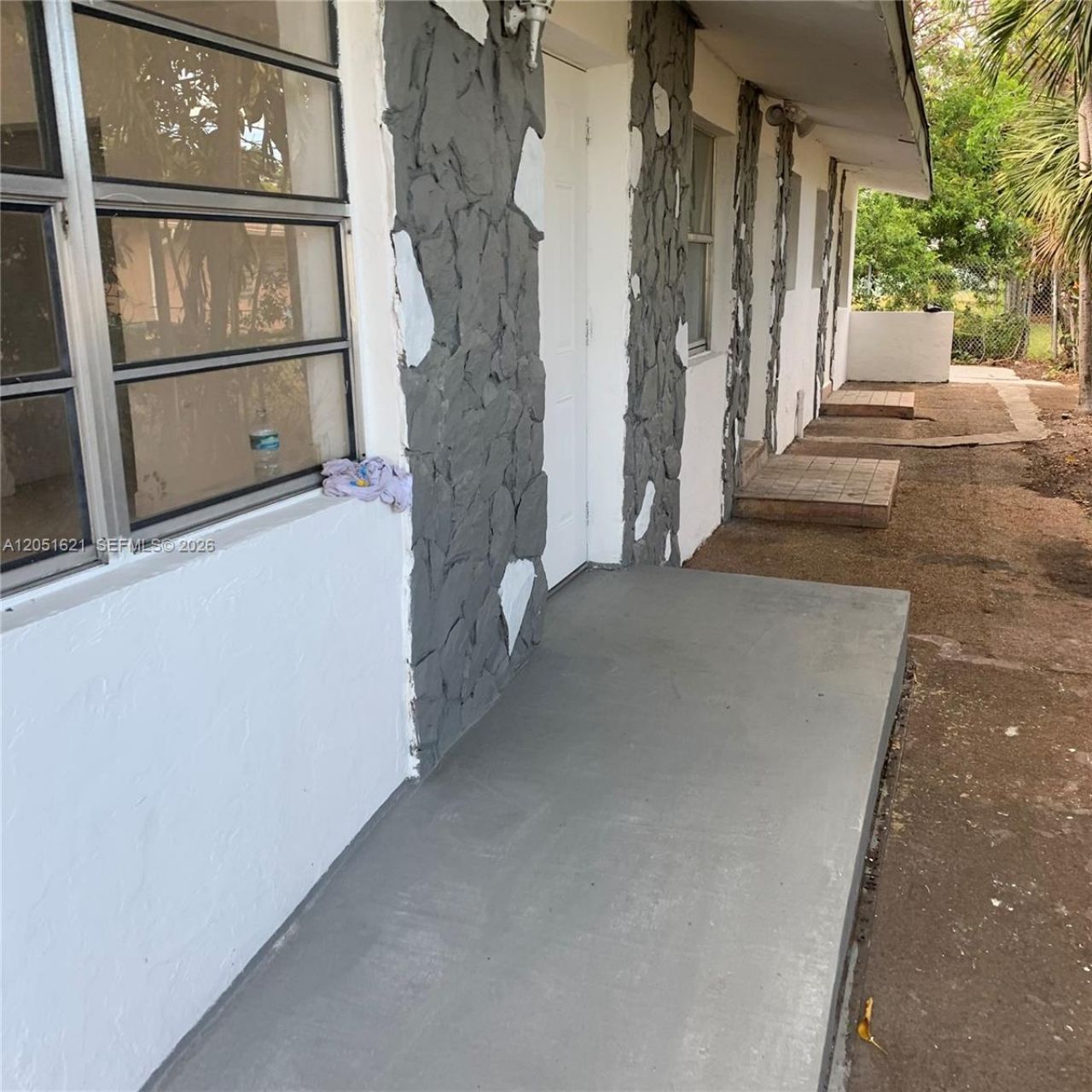308 NW 9th St, Hallandale Beach, FL 33009 Photo