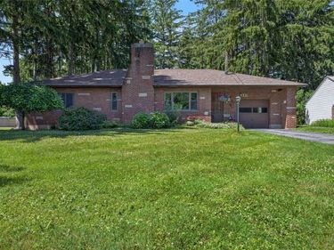 140 White Springs Road, Geneva, NY 14456