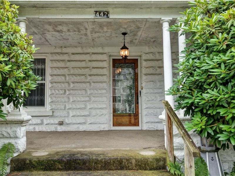442 Main Street W, Beach City, OH 44608 Photo 2
