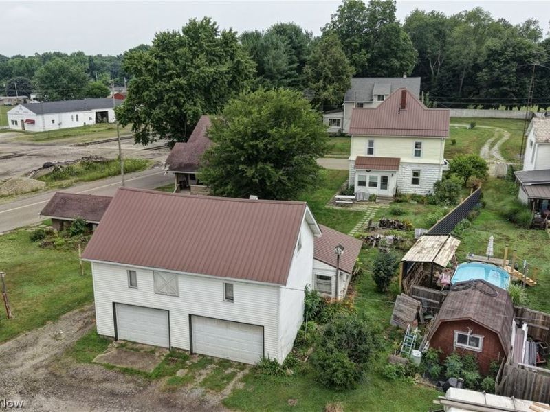 442 Main Street W, Beach City, OH 44608 Photo 22