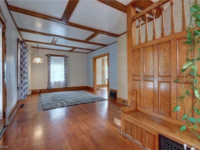 442 Main Street W, Beach City, OH 44608 Photo 5