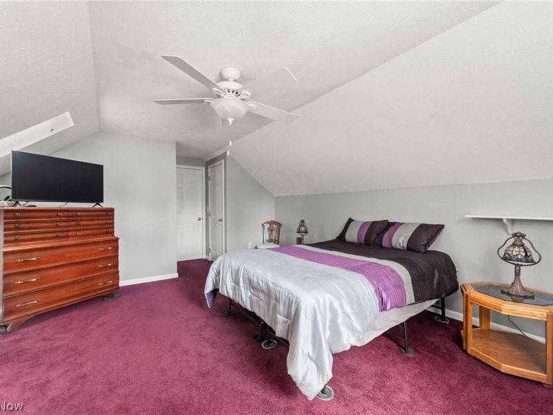 454 Golden Russett Boulevard, Amherst, OH 44001 Photo 35