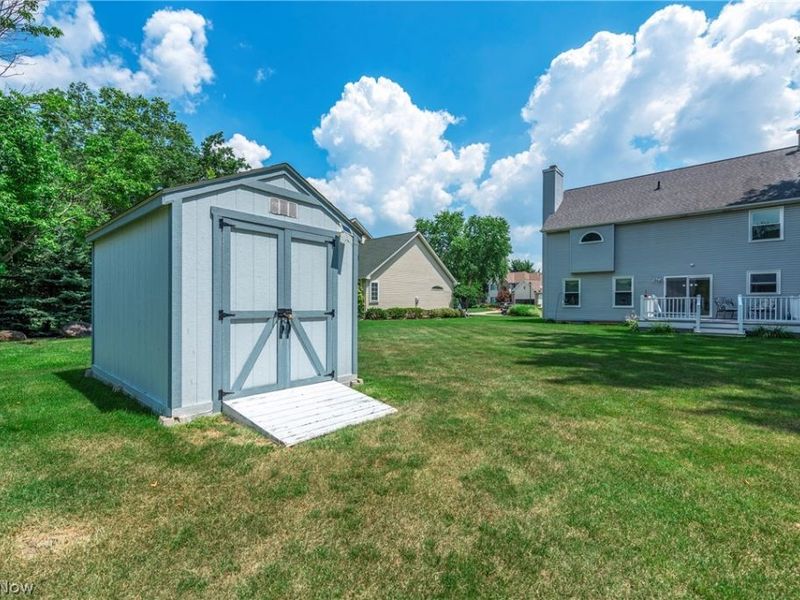 454 Golden Russett Boulevard, Amherst, OH 44001 Photo 45