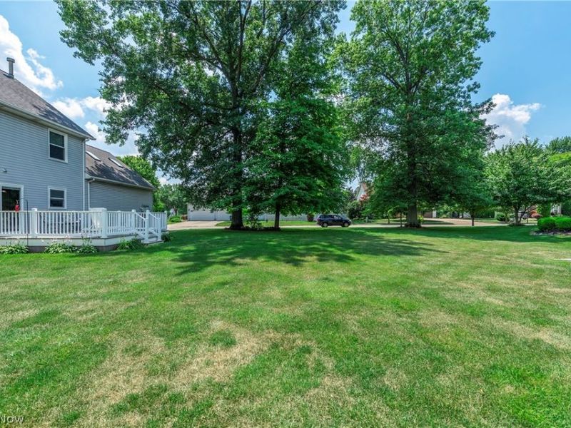 454 Golden Russett Boulevard, Amherst, OH 44001 Photo 46