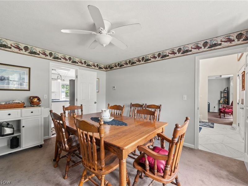 454 Golden Russett Boulevard, Amherst, OH 44001 Photo 5