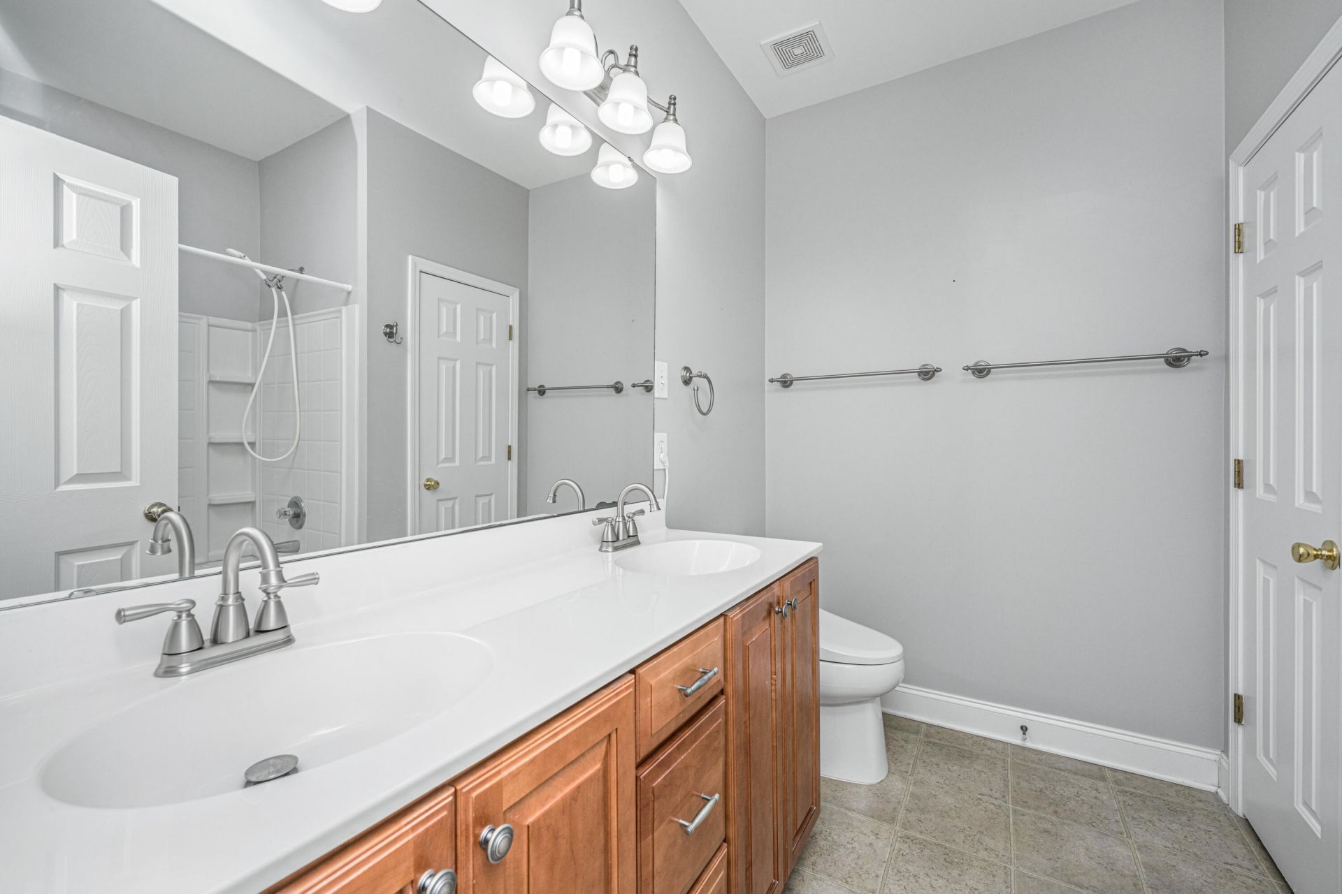 636 Grassy Hill Road Photo 20