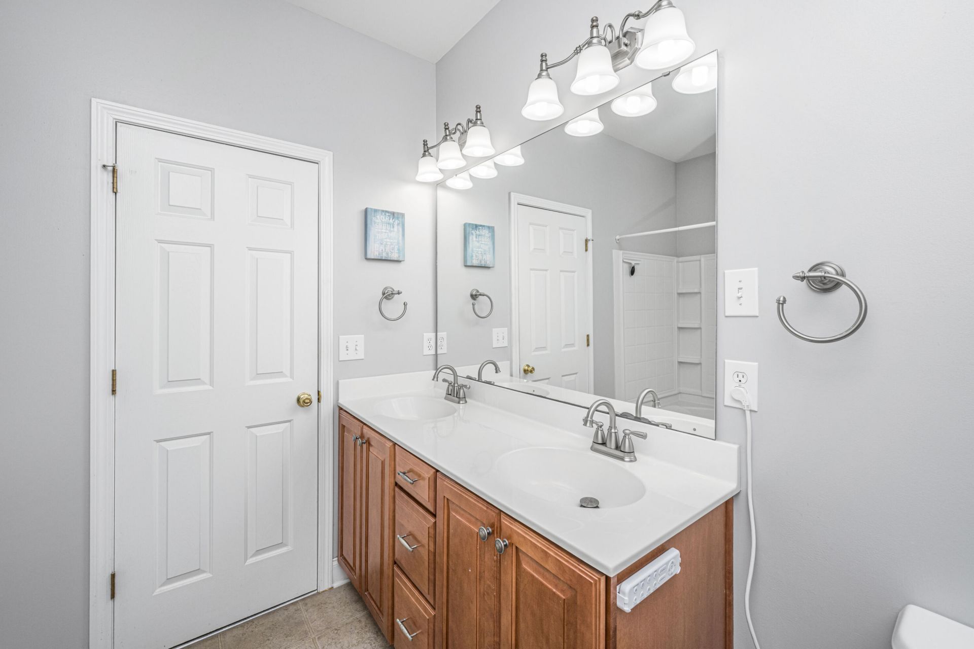 636 Grassy Hill Road Photo 21