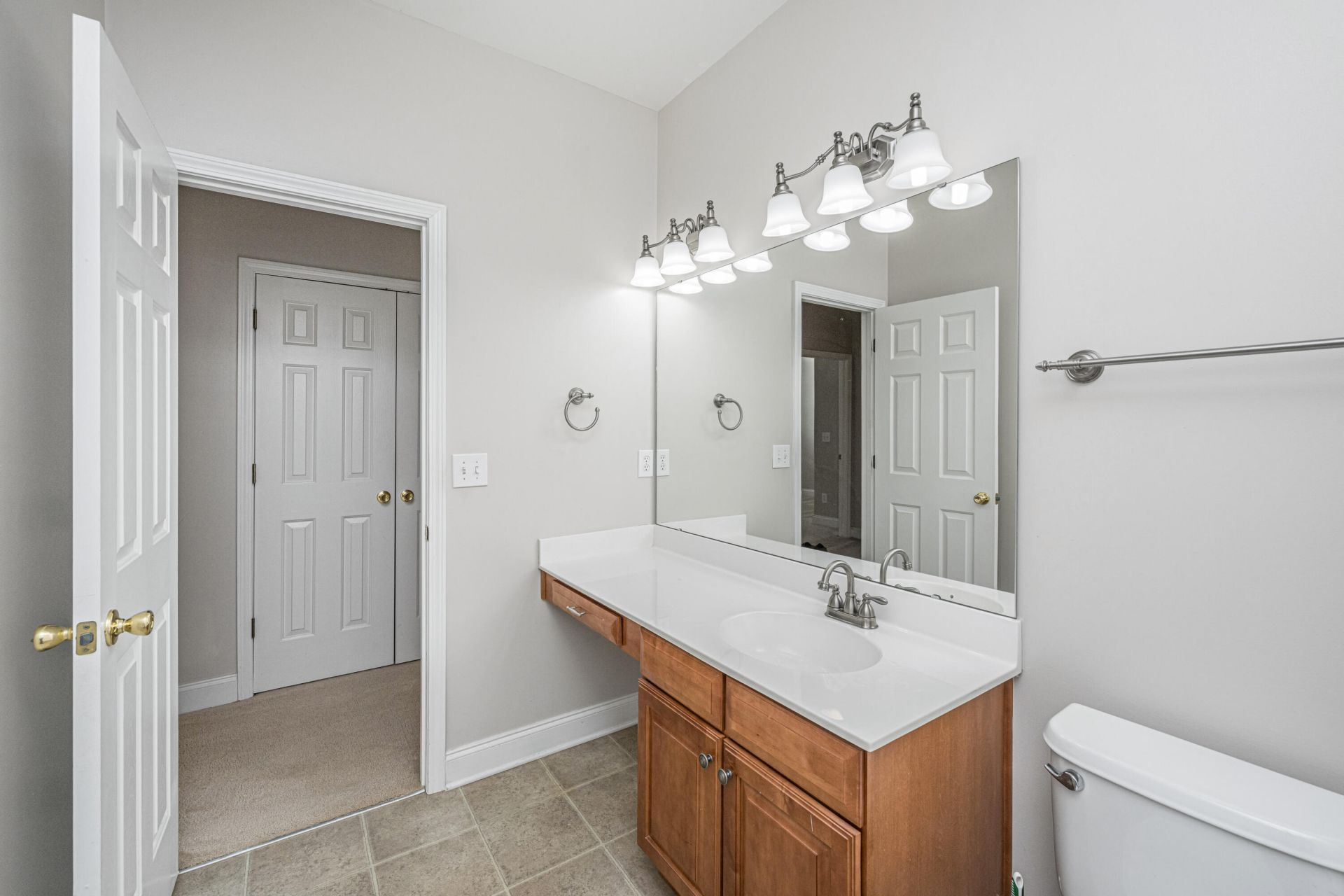 636 Grassy Hill Road Photo 27