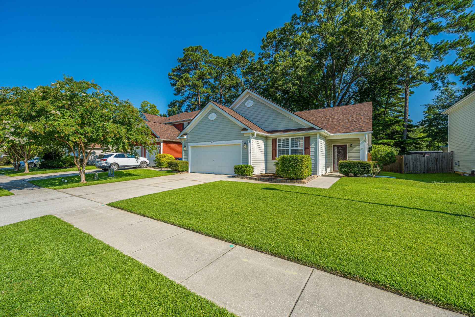 636 Grassy Hill Road Photo 3