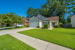 636 Grassy Hill Road photo 4