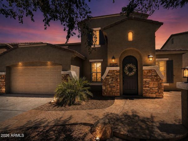 1155 W LAREDO Avenue, Gilbert, AZ 85233