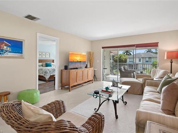 1435 Blue Point AVE, Unit 1435, NAPLES, FL 34102